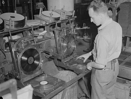 How to Tell If a Vinyl Record Is a First Pressing | Complete Collector Guide - Maple City Music