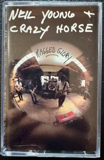 Neil Young & Crazy Horse – Ragged Glory (Cassette, 1990, Reprise Records 4-26315)
