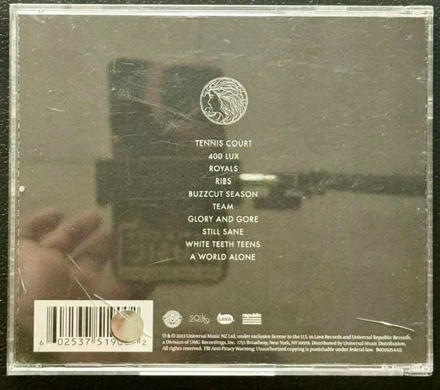 Lorde – Pure Heroine (CD, Album, US 2013 Lava / Republic B0019254-02) - Maple City Music